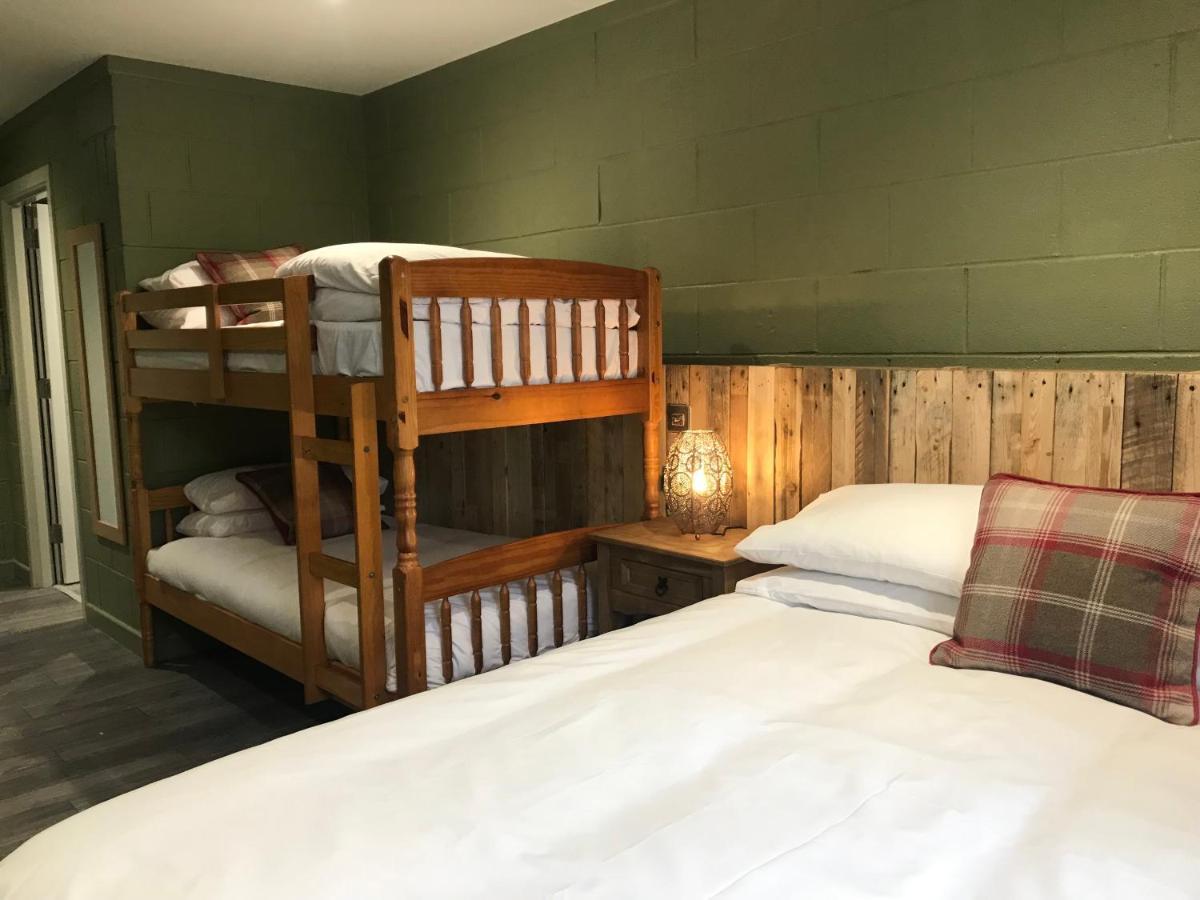 Rostrevor Mountain Lodge - Glamping Pods - Revive Sauna & Hot Tubs Exteriör bild