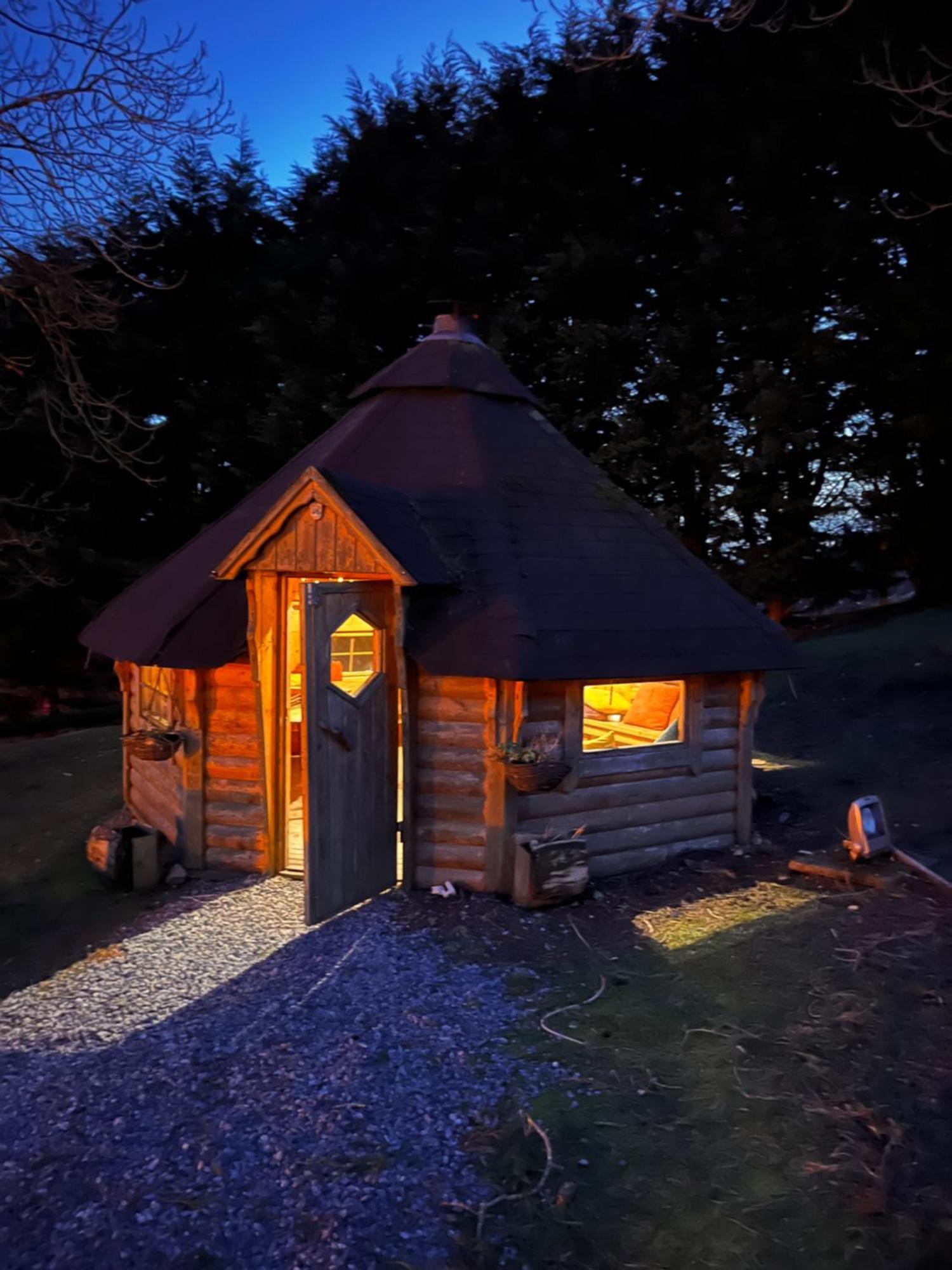 Rostrevor Mountain Lodge - Glamping Pods - Revive Sauna & Hot Tubs Exteriör bild
